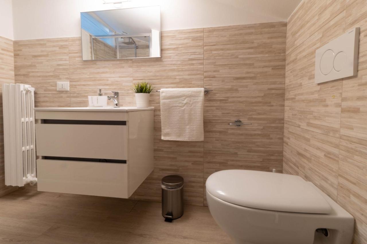 Lapiccolina Apartment Desenzano del Garda Ngoại thất bức ảnh