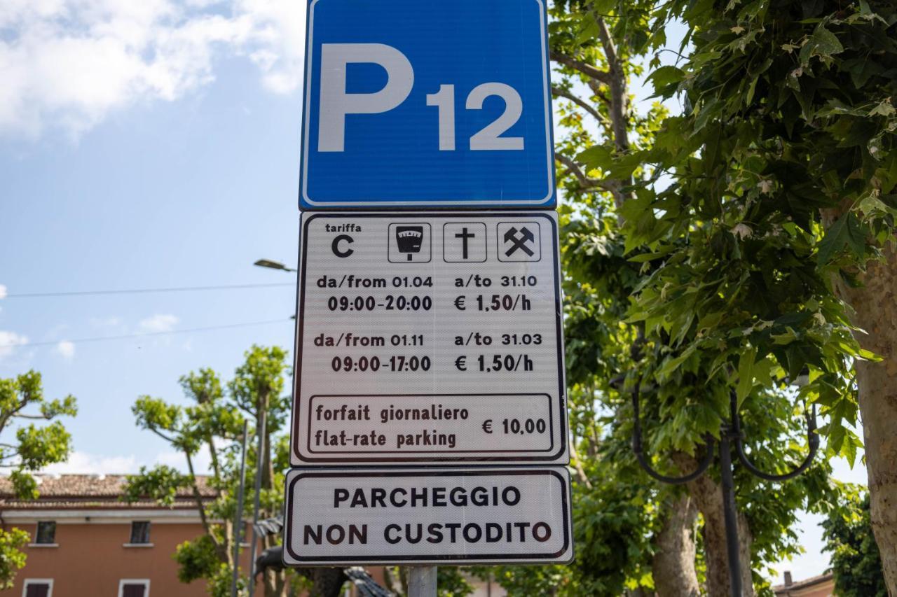 Lapiccolina Apartment Desenzano del Garda Ngoại thất bức ảnh
